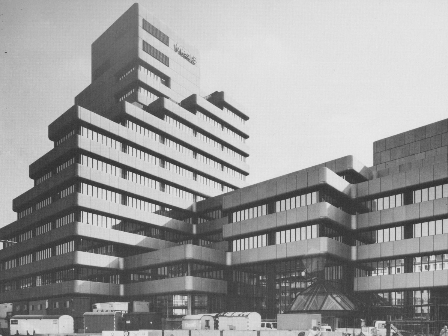 Harald Deilmann: WestLB Düsseldorf, 1974-1982 - Foto: Baukunstarchiv NRW / Nachlass Harald Deilmann