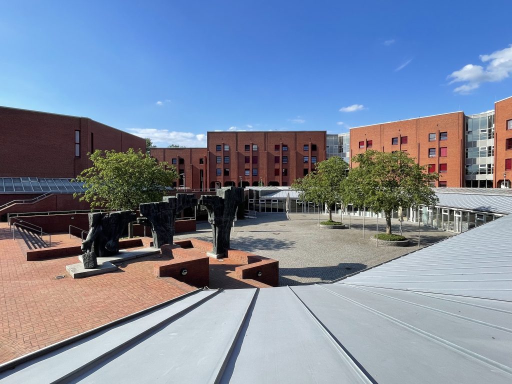 Bildungszentrum Bundesfinanzverwaltung Münster, A: Gerber Architekten (1976-87) - Foto: Stefan Rethfeld