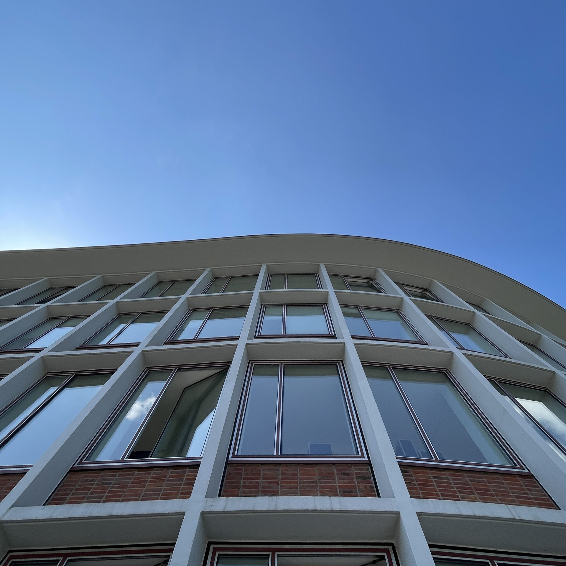 Ehem. Landwirtschaftskammer Münster (1951/52) - Treppenhaus (Kunst am Bau: Vincenz Pieper) - Architektur: Walter Hämer mit Werner Ruhnau; Sanierung und Umbau: Peter Bastian (2006/07) - Foto: Stefan Rethfeld (2025)