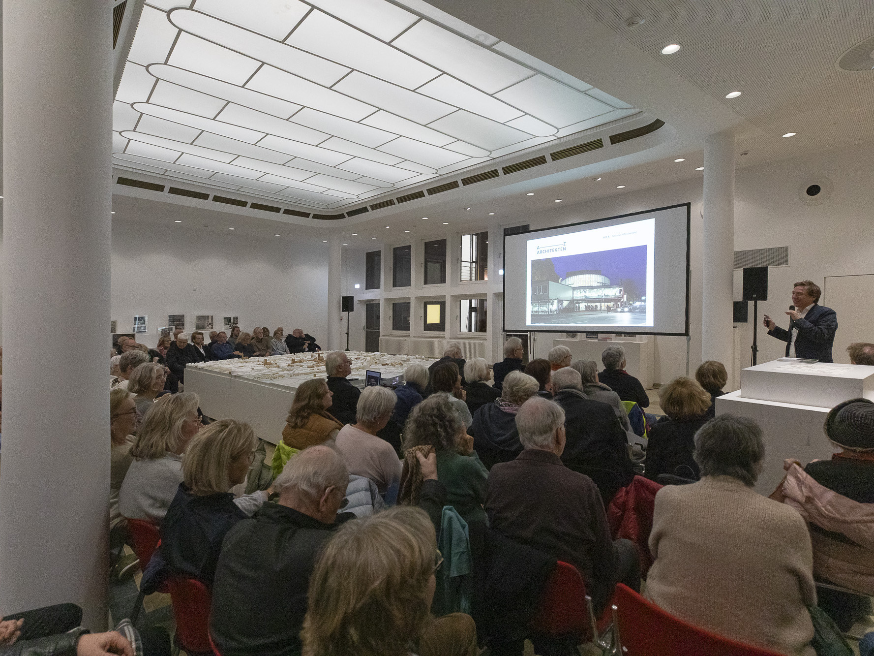 A-Z Architekten: Werner Ruhnau (1922-2015) - Vortrag von Stefan Rethfeld - Foto: Markus Bomholt