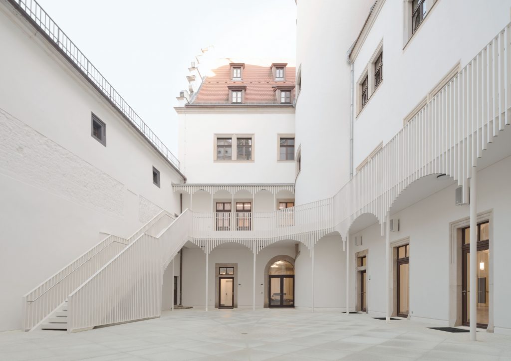 Alexander Poetzsch: Haus der Kathedrale, Dresden - Foto: Brigida González