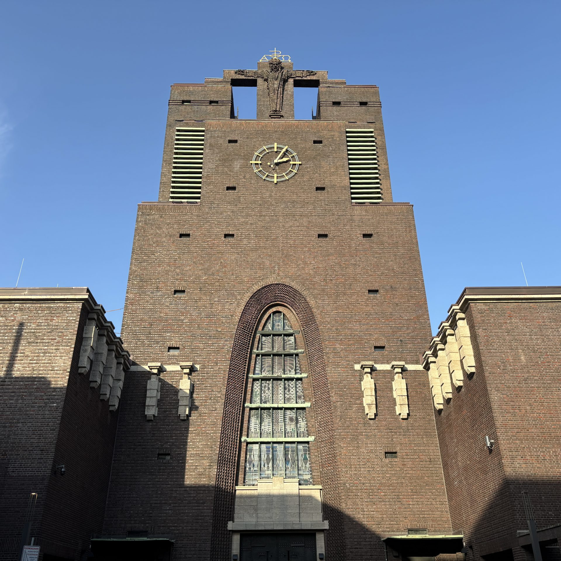 Josef Franke: Heilig-Kreuz-Kirche, Gelsenkirchen-Ückendorf, 1927-1929 - Foto: Stefan Rethfeld