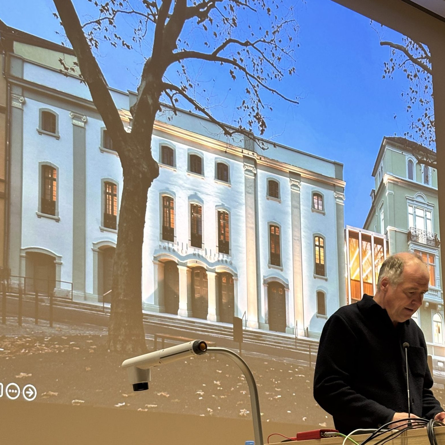 Architektur im Kontext: Prof. Felix Waechter (Darmstadt) - Theater Heidelberg - Foto: Stefan Rethfeld