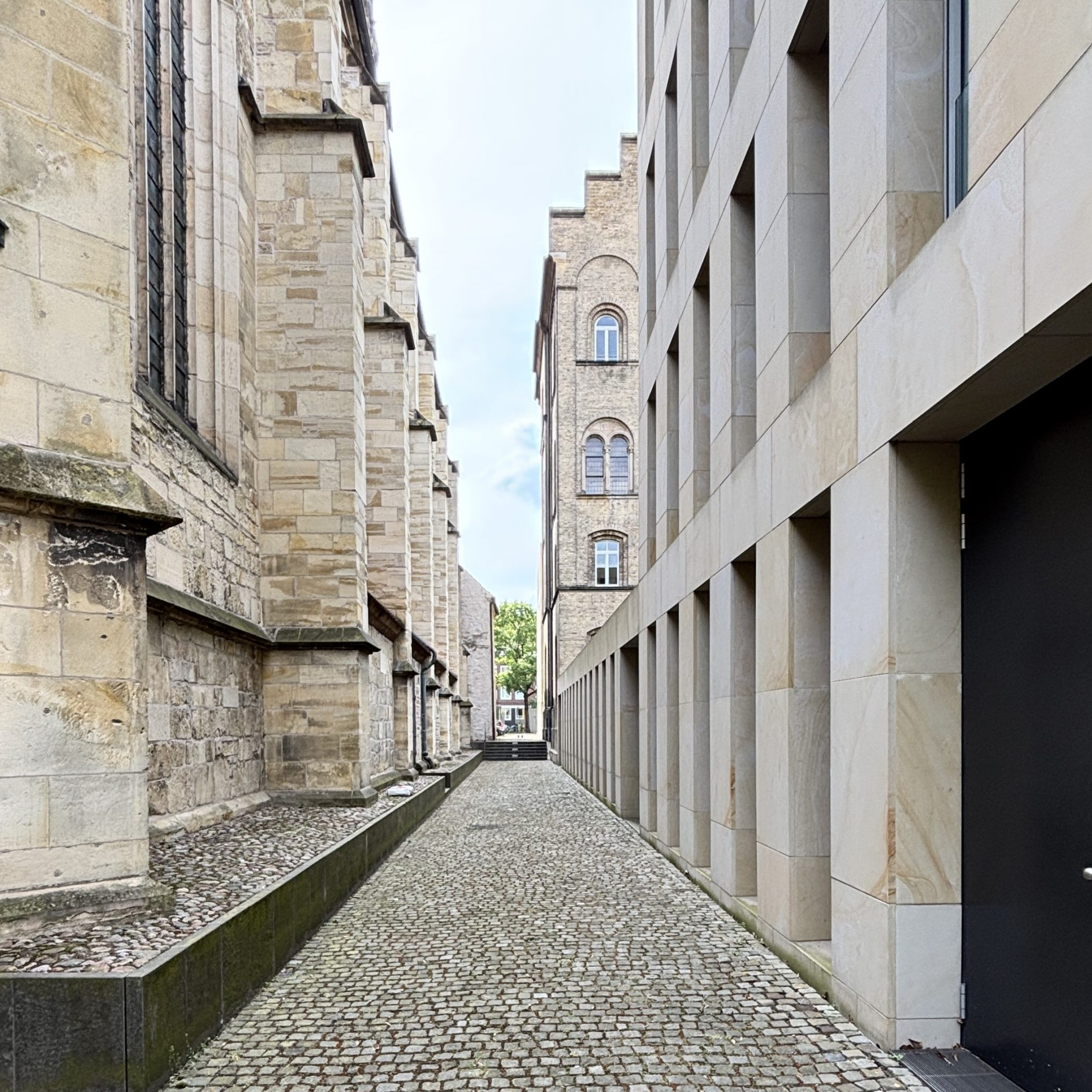 Überwasserkirche, ehem. Priesterseminar und Bischöfliches Generalvikariat Münster (Architekt: Max Dudler, 2005) - Foto: Stefan Rethfeld